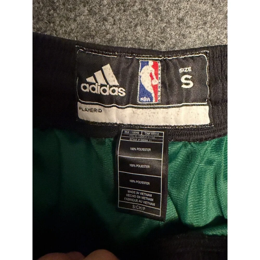 adidas Boston Celtics NBA Basketball Shorts Size S Green Black Shamrock 9809A